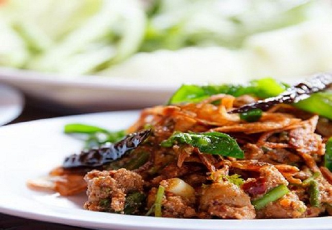 10 Foods You Must Try When Visiting Or Staying In Thailand