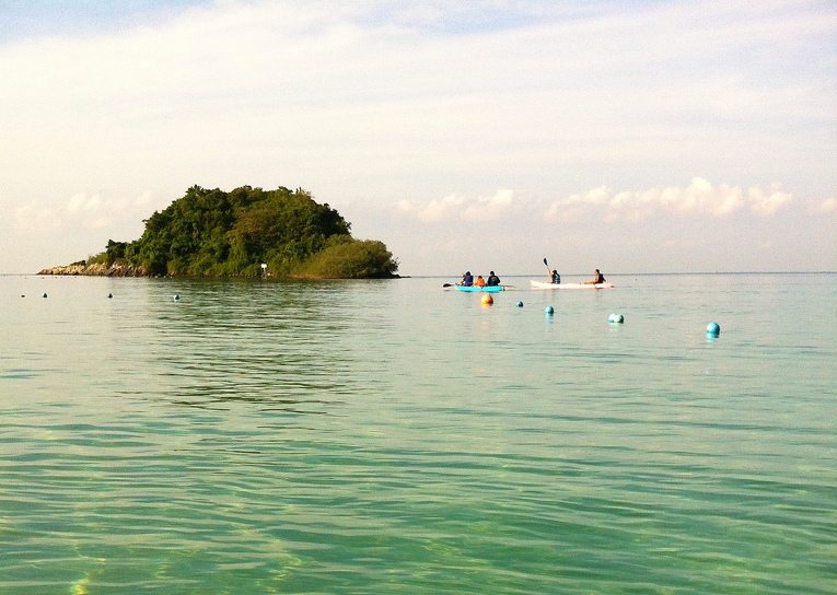 Kayaking to Islands